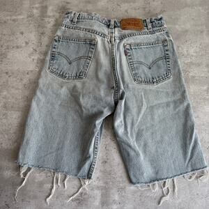 Vintage 550 Levi's jorts light wash made in usa W31 x L30